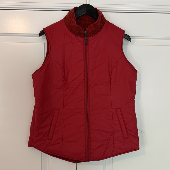 ⭐️ NWT Smartwool Reversible Vest ⭐️ - Picture 8 of 13